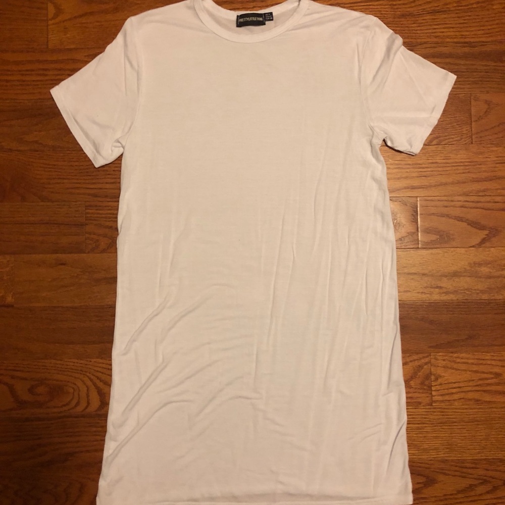 White Short Sleeve Dress